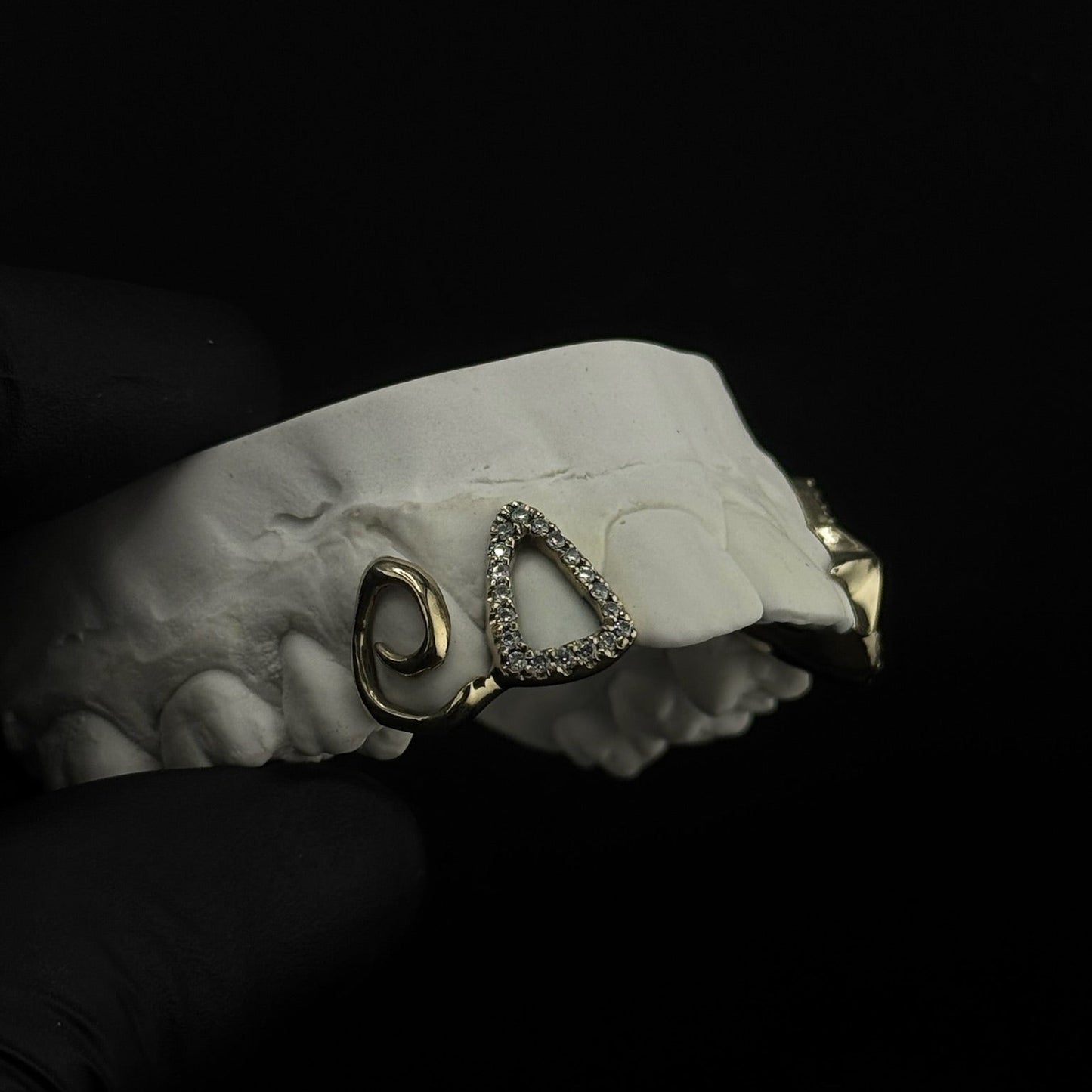 Diamind Window + Swirl