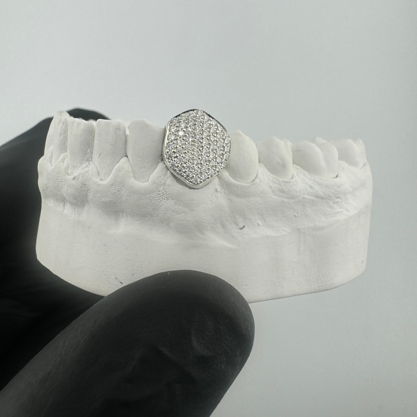 Diamond Cap (Moissanite)