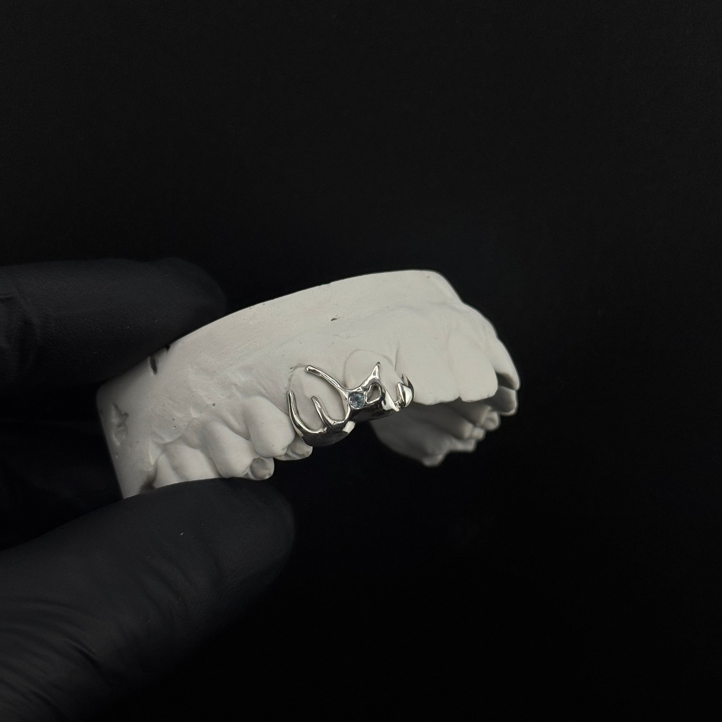 Abstract Double Cap with Sapphire