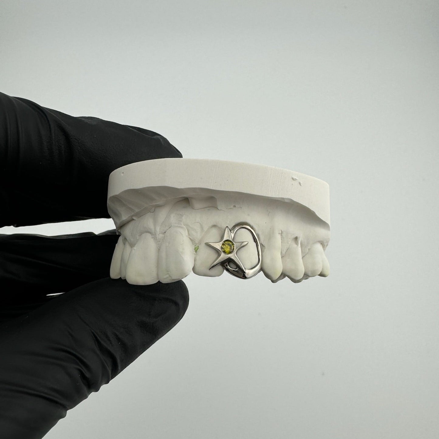 Window + Stone Set Bar