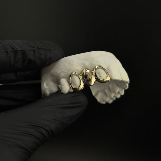 Engraved Letter Cap + 2 Windows