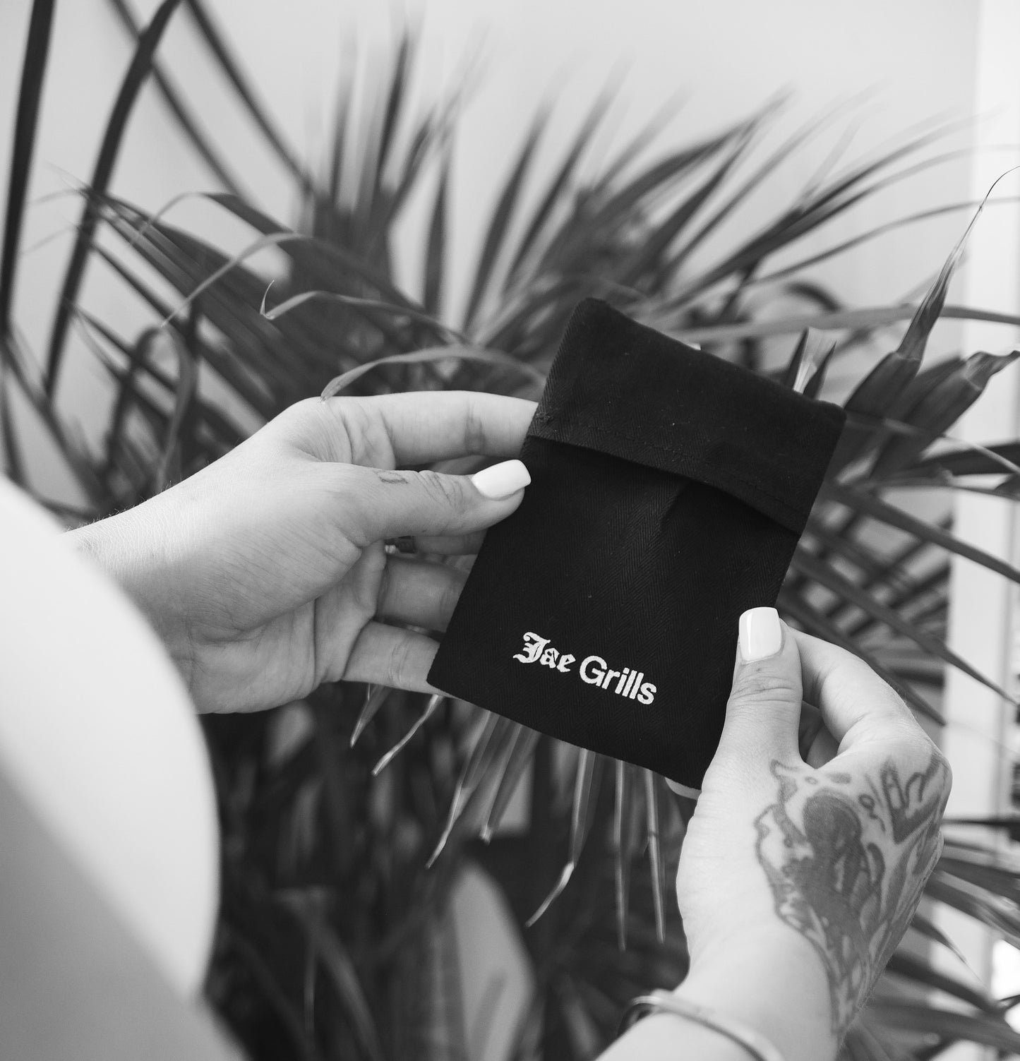 Grill/Jewellery pouch